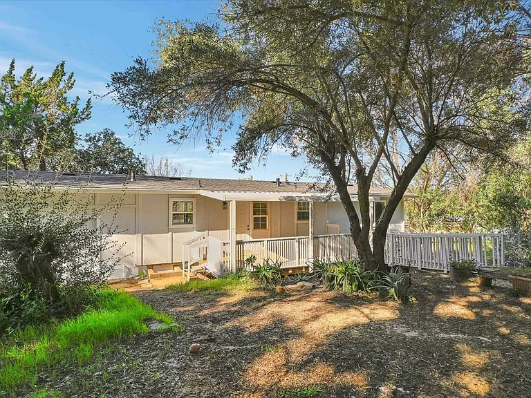 37 Westwood Way — Photo 20