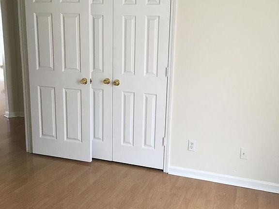 5th image of 208 Treva Ct APT 8