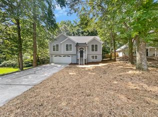 2666 Laurel Woods Ln SE, Conyers, GA 30094