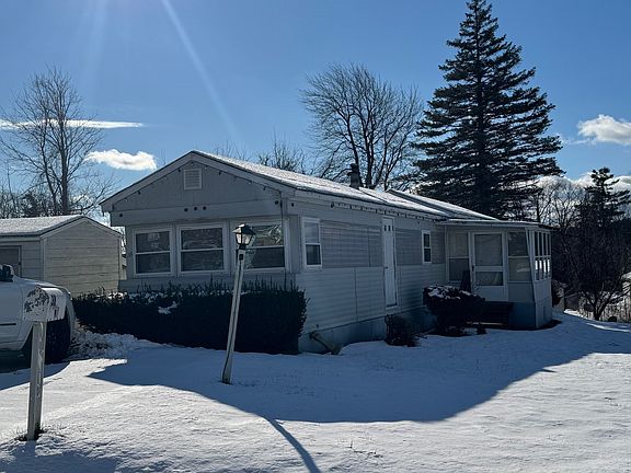 2nd image of 38 Old Ashby Rd