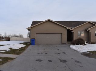2409 L Ave, Gothenburg, NE 69138