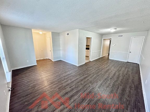 3rd image of 4079 Forest View Dr