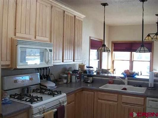 2nd image of 20541 Tulip Cir