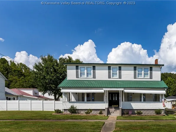 929 Florida St, Milton, WV 25541
