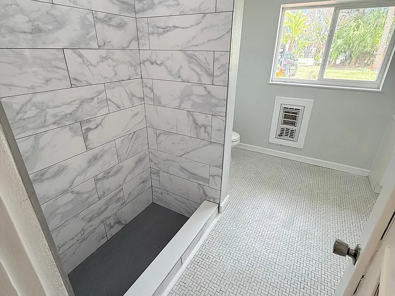 100 Tampa Ave — Photo 4