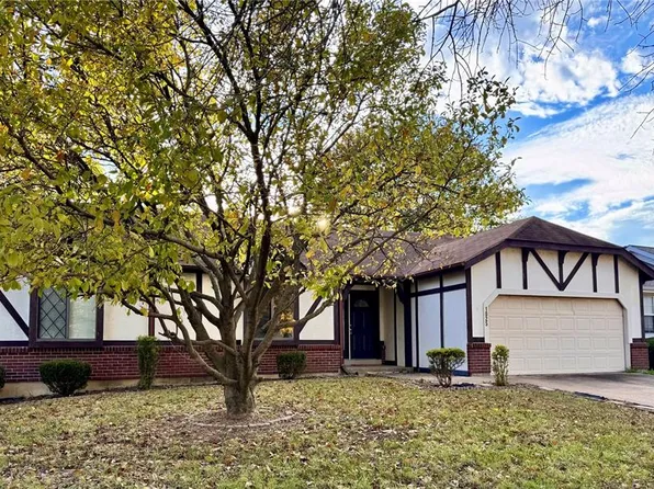 1025 Patience Dr, Florissant, MO 63034