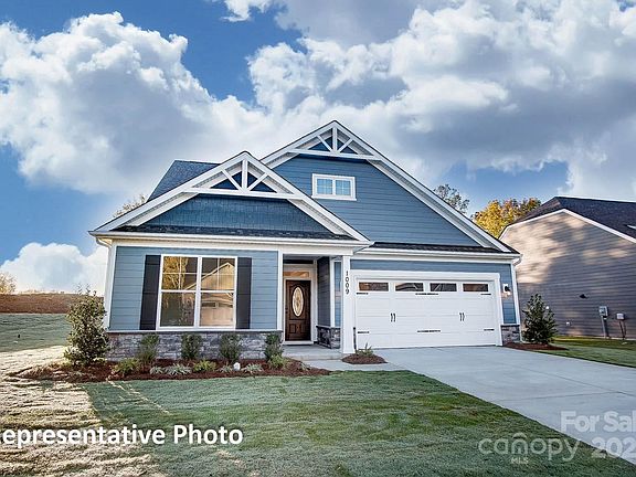 3rd image of 106 S Inneswood Ln