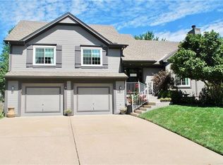 7309 N Richmond Ave, Kansas City, MO 64158