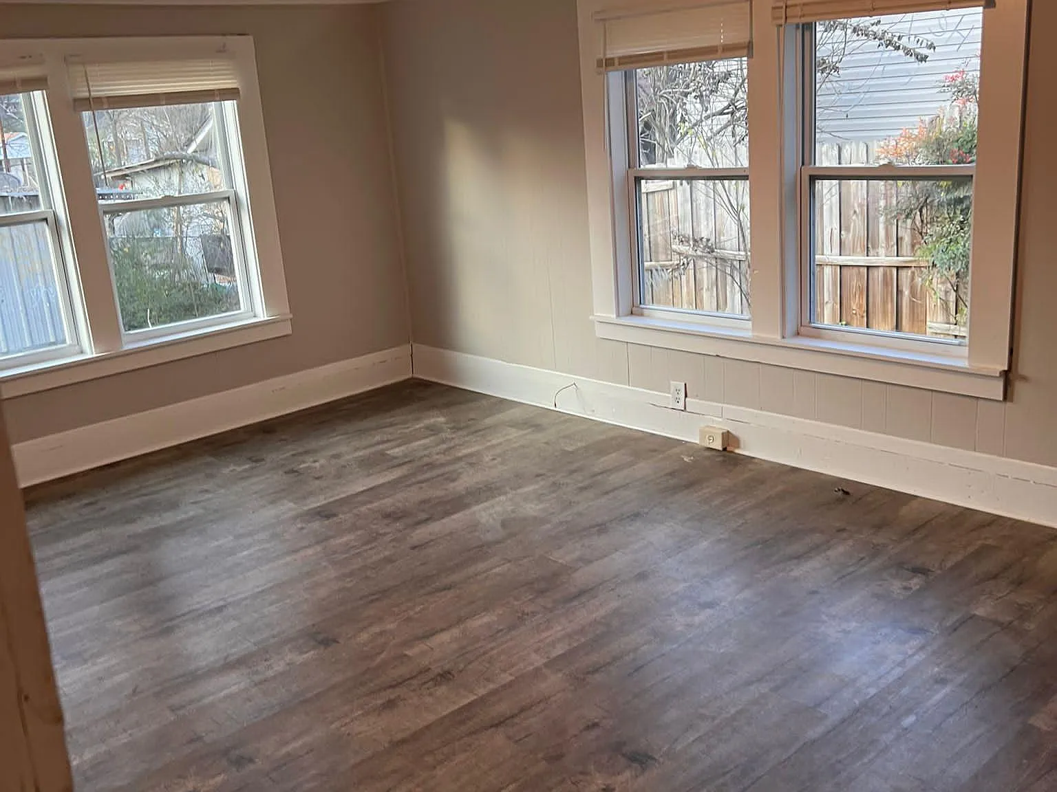 3 bed, 850 sqft, $1,100 — Photo 4