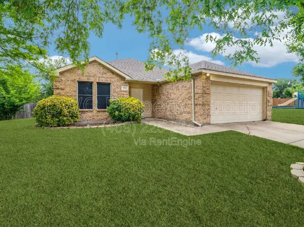 1002 Manassas Dr, Forney, TX 75126