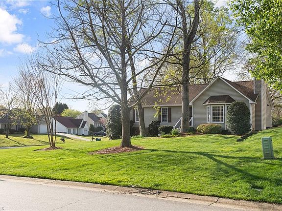 4th image of 6200 Spring Park Rd