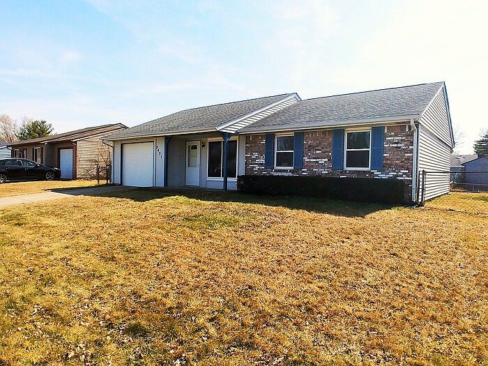 2nd image of 5431 Padre Ln