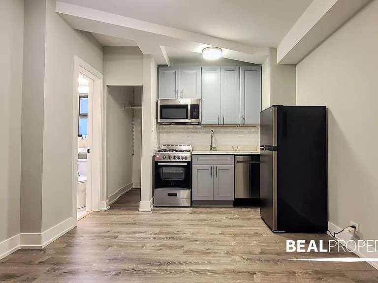 505 West Belmont Ave — Photo 72
