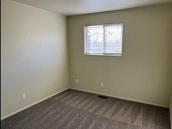 5th image of 80 N 400th St E Unit 4