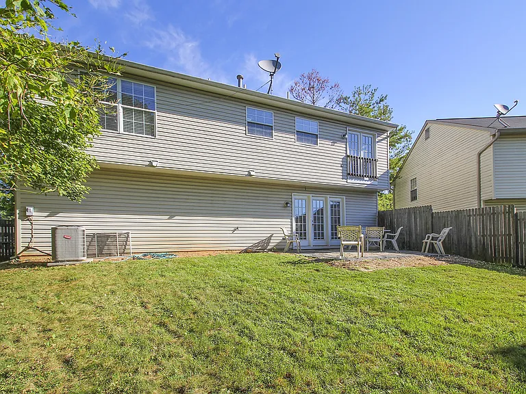 102 W Deer Park Rd — Photo 11