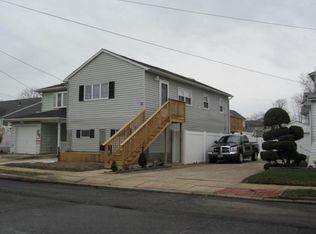 55 1st Ave, East Rockaway, NY 11518