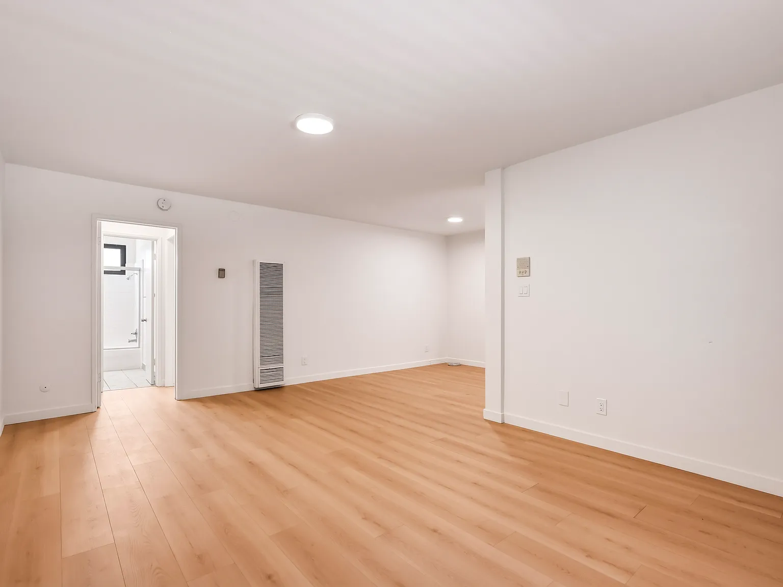 1 bed, 700 sqft, $1,850 — Photo 4