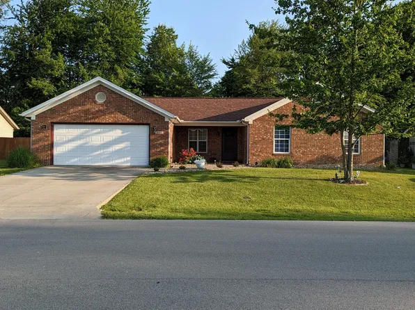 664 E Main Street Cir, Crothersville, IN 47229
