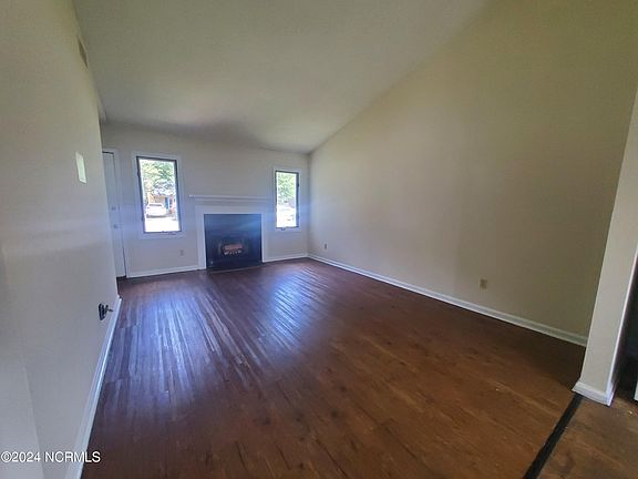 4th image of 1908 White Hollow Dr