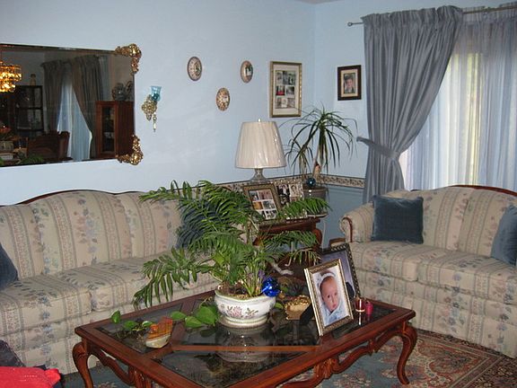 3rd image of 8210 Park Crest Dr