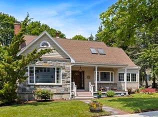29 Boulevard Rd, Dedham, MA 02026