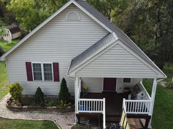 1531 Allison Ave, Waynesboro, VA 22980