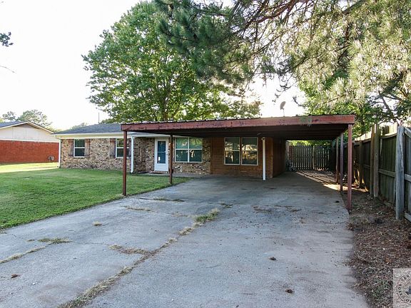3rd image of 4909 Lawndale Dr