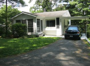 1231 Pine Spring Dr, Hendersonville, NC 28739