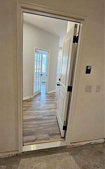908 Colton Dr — Photo 7