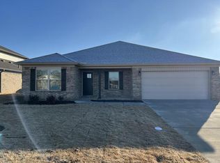 14668 Bowman St, Athens, AL 35613