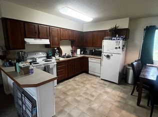 5195 E Broadway Rd #E, Mount Pleasant, MI 48858