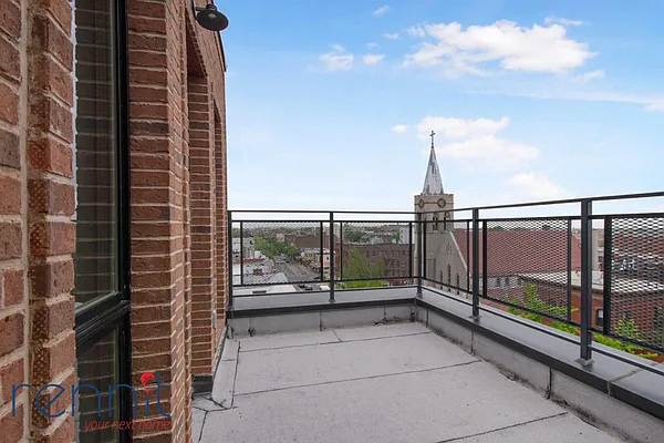 Rented by Rennit Inc. | media 22