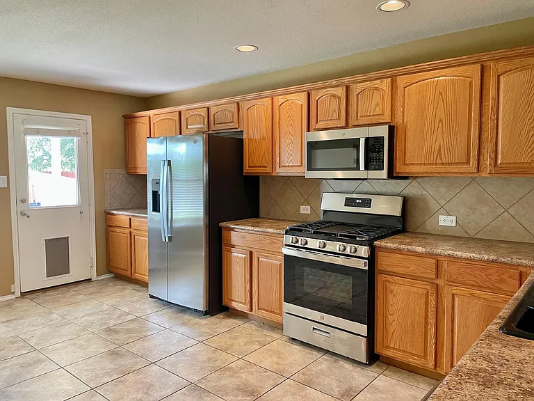 2878 Oakdell Trl — Photo 9