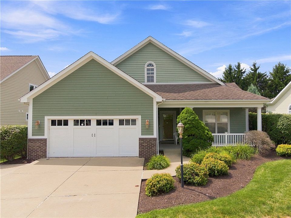 1st image of 265 Berkeley Way