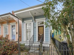 719 Pleasant St, New Orleans, LA 70115