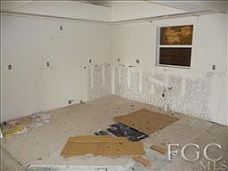 3rd image of 875 Sunflower Ct