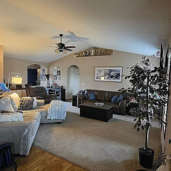3 Bristol Dr — Photo 8