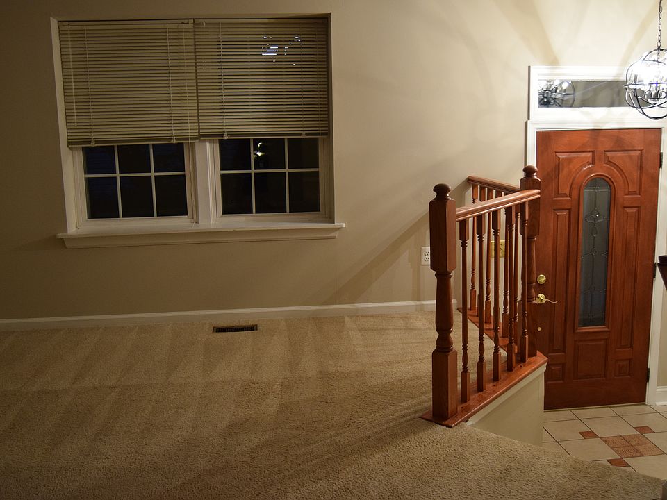 1st image of 14177 Red River Dr