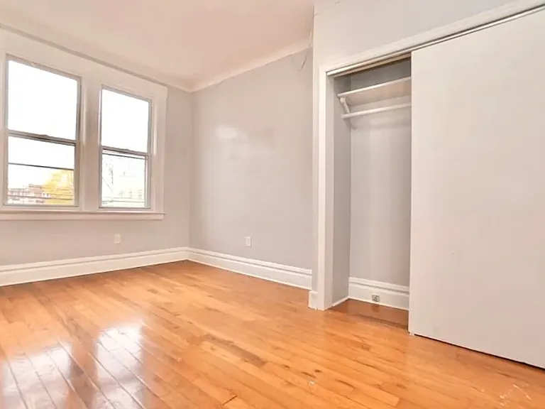 20 Stuyvesant Ave #1 — Photo 8