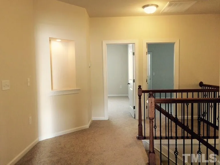403 Bent Tree Ln — Photo 6