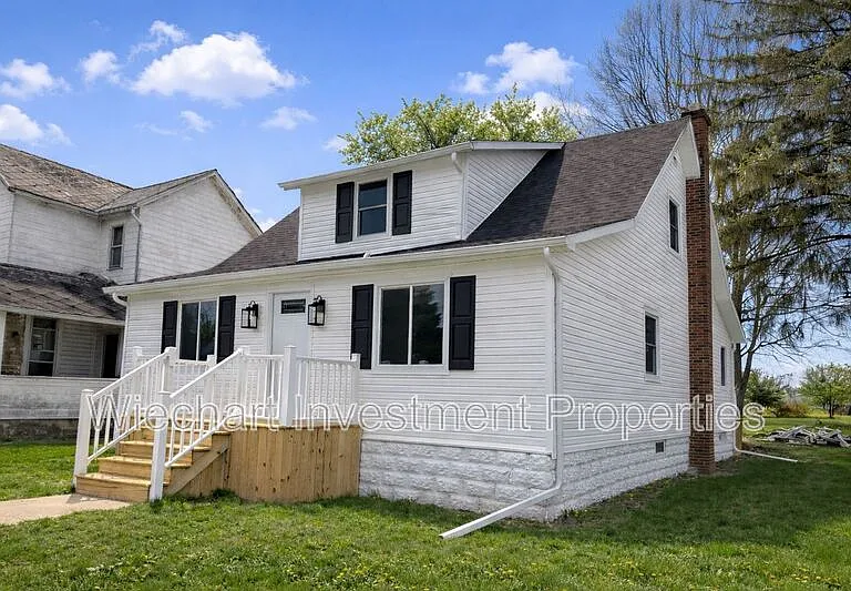 409 Gibbs Ave — Photo 2