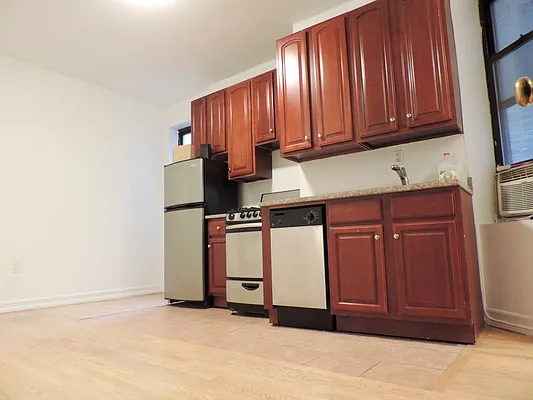 Rented by J Misrahi Realty Corp | media 5