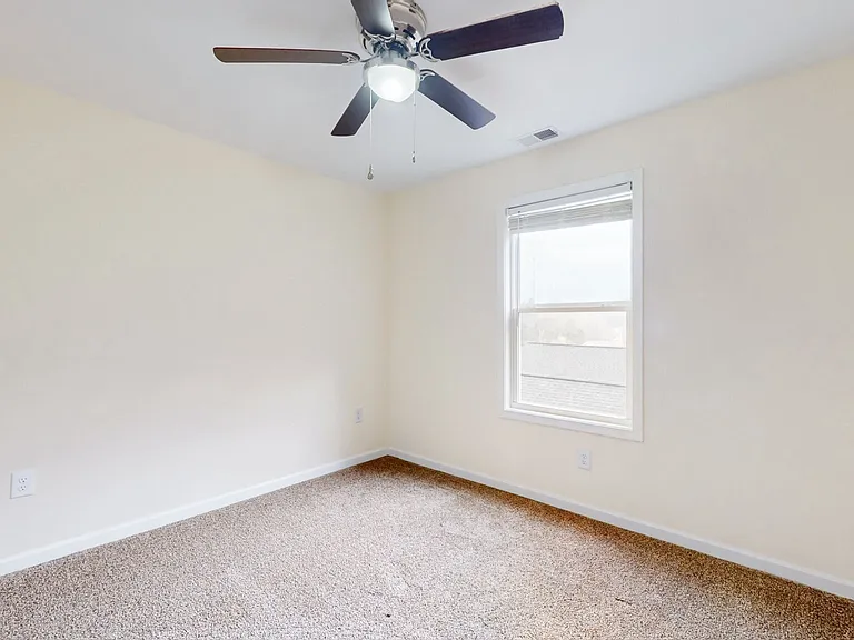 213 Indian Summer Ct — Photo 13