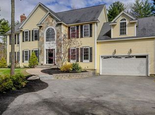 14 Jennys Hill Rd, Windham, NH 03087