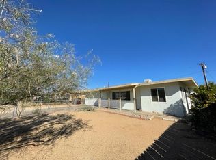 61740 Petunia Dr, Joshua Tree, CA 92252