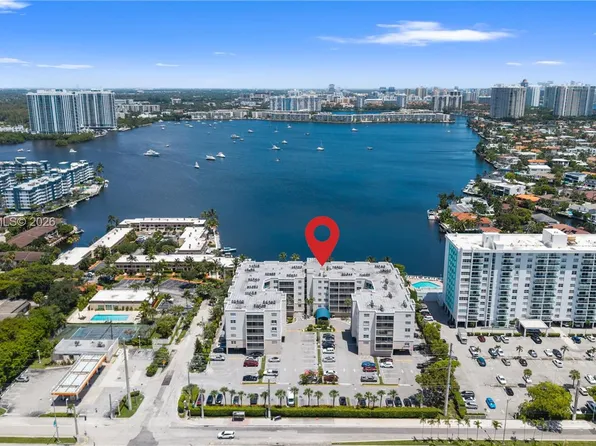 2821 N Miami Beach Blvd #4F, North Miami Beach, FL 33160