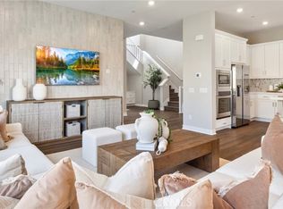 24517 Via La Sombrilla, Santa Clarita, CA 91354