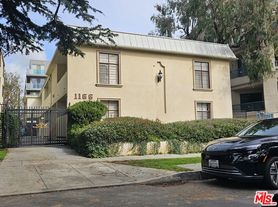 1166 Amherst Ave, Los Angeles, CA