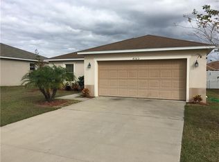 4363 Sun Center Rd, Mulberry, FL 33860