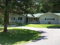 1st image of 16 Sycamore Dr